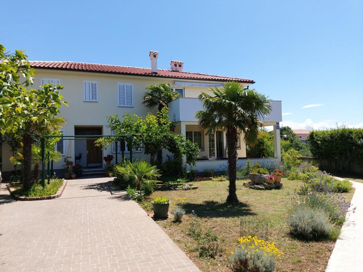 Apartman Danijel Krk Town Luaran gambar